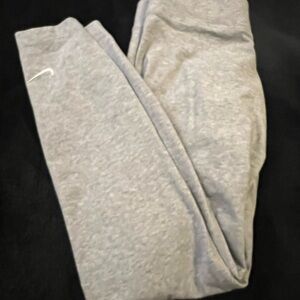 Nike light gray cotton leggings/tights